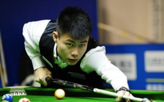 正推动着他 正推动着他